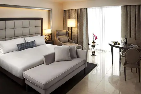Conrad Algarve in Almancil — foto 5