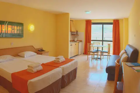 Luna Holiday Complex in Il-Mellieħa — foto 13