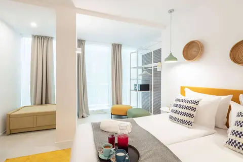 Ibis Styles Golden Sands Roomer in Sunrise — foto 15