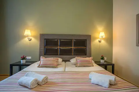 Alianthos Beach in Alianthos Beach Hotel, foto 3