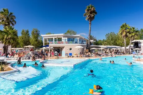 Club Le Napoléon in Vias — foto 13