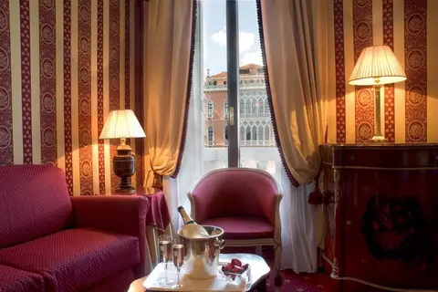 Sina Palazzo Sant' Angelo in Venetië — foto 13