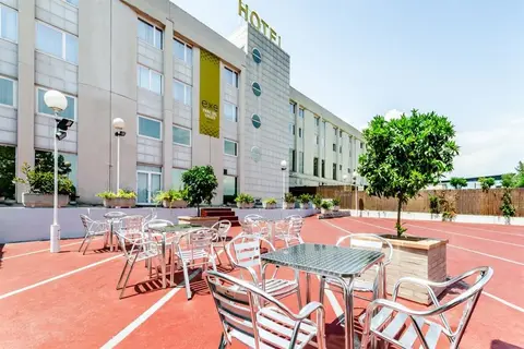 Exe Parc del Vallés in Cerdanyola del Vallès — foto 7