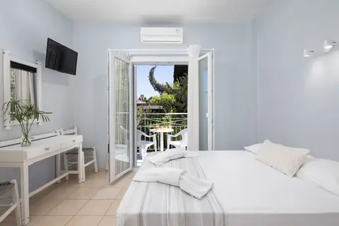 Bella Vista Hotel & Studios in Μπενίτσες — foto 28