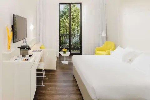 H10 Urquinaona Plaza in Barcelona — foto 18