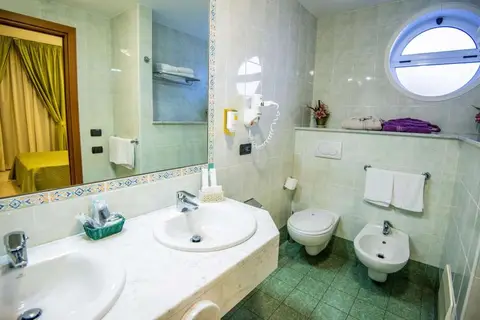 Grand Hotel Victoria in Bagnara Calabra — foto 11