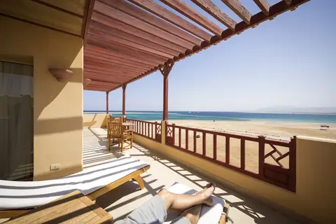 ROBINSON Soma Bay in رأس أبو سومة — foto 21
