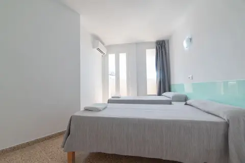 Magaluf Playa Apartments in Magaluf — foto 7