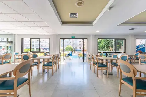 Port Vista Oro in Benidorm — foto 7