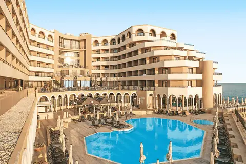 Radisson Blu Resort St. Julians in San Ġiljan — foto 2
