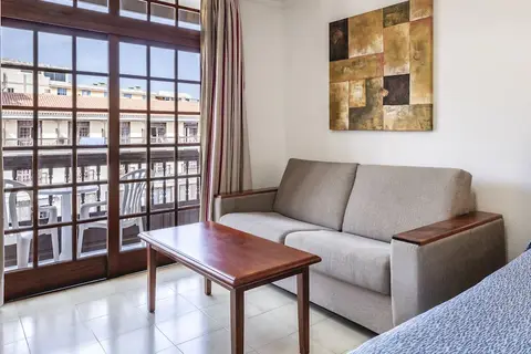 Apartamentos Be Smart Florida Plaza in Puerto De La Cruz — foto 28