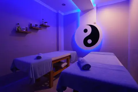 Aes Club Hotel in Bergama — foto 7