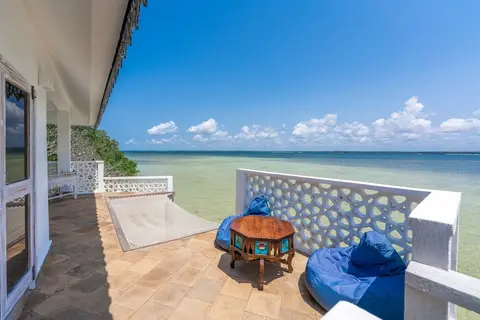 Chale Island Resort in Kasemeni ward — foto 20