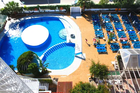 Bamblue Boutique Apartments in Pineda de Mar — foto 20