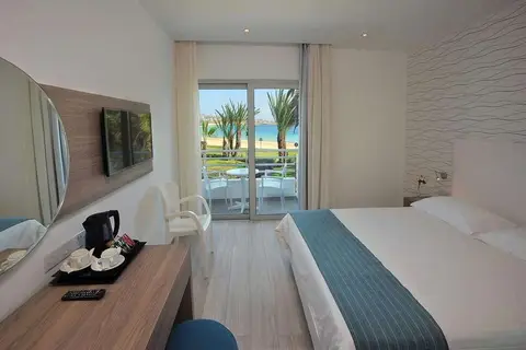 Okeanos Beach Hotel in Αγία Νάπα — foto 2