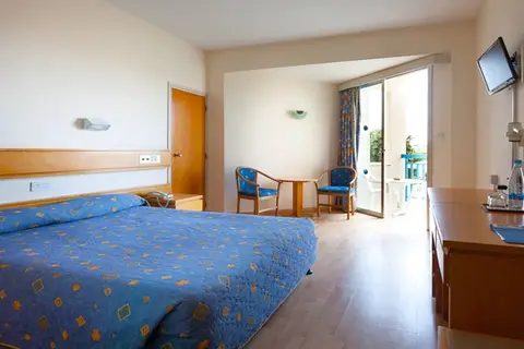 Kissos Hotel in Paphos — foto 20