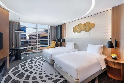 DoubleTree by Hilton Dubai - Business Bay in دبي — foto 11