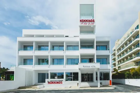 Kokkinos in Παραλίμνι — foto 12