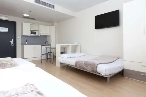 Vertice Roomspace Madrid in Madrid — foto 15