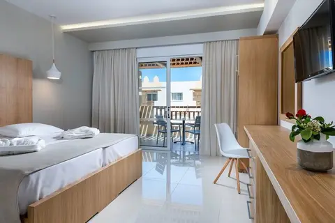 Gaia Palace Hotel in Mastihari, foto 18