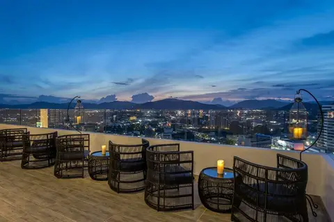 Novotel Phuket Phokeethra Hotel in ภูเก็ต — foto 17