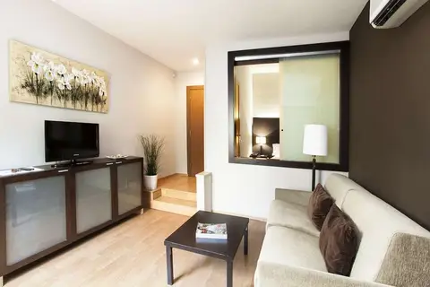 Aparthotel Senator Barcelona in Barcelona — foto 2