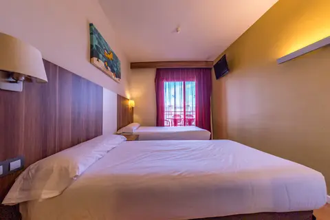 Golden Avenida Suites in Salou, foto 12