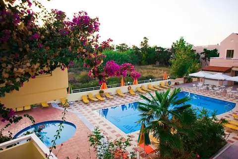 Oscar Suites & Village in Agia Marina, foto 11