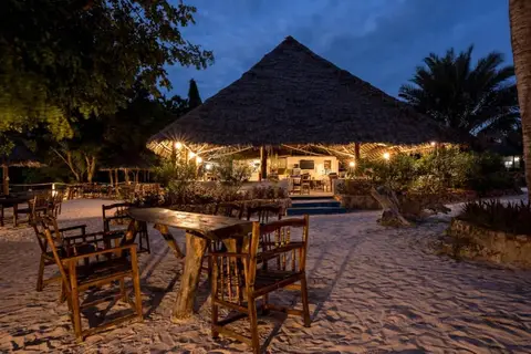 Bella Vista Resort Zanzibar in Makunduchi — foto 9