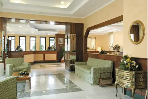 American Hotel in Pozzuoli — foto 2