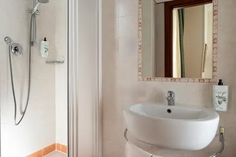 Hotel Athena in Sienna — foto 17
