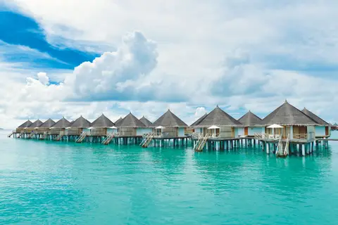 Angaga Island Resort & Spa in Angaga Island Resort — foto 5