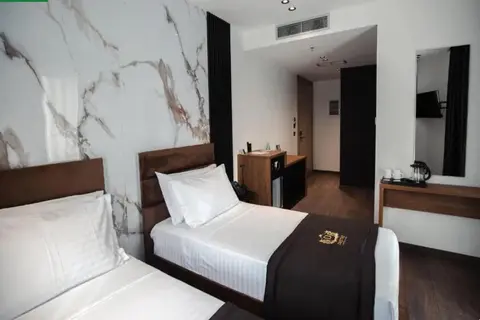 Destiny Hotel in Tirana — foto 10