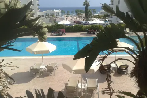 Vrissaki Hotel Apartments in Paralimni — foto 5