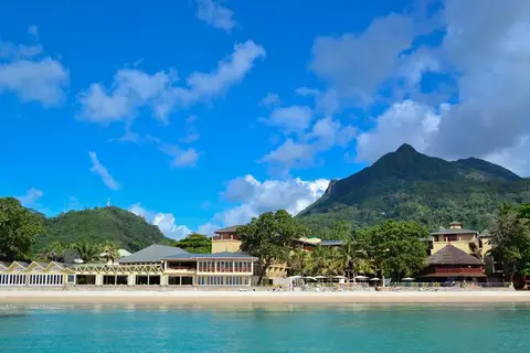 Coral Strand Smart Choice Hotel in Beau Vallon Bay