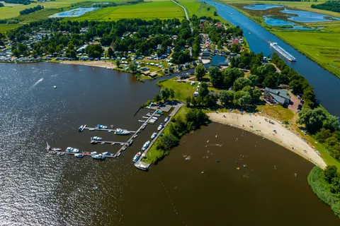 Vakantiepark Bergumermeer in Sumar — foto 31