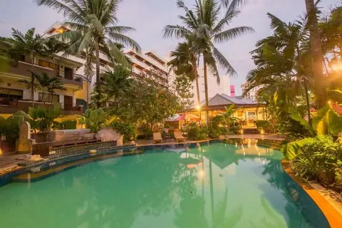 The Viridian Resort in ตำบลป่าตอง — foto 21