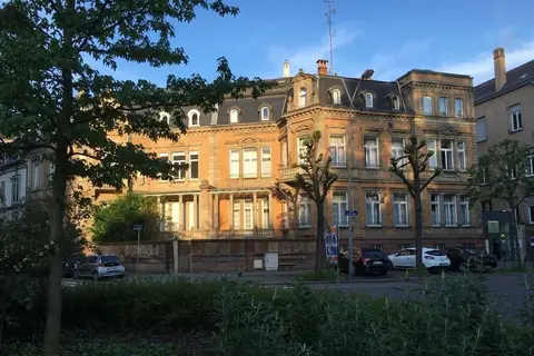 Adonis Strasbourg in Straatsburg — foto 6