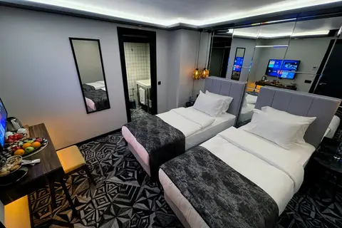 Weingart Hotel in Fatih — foto 11