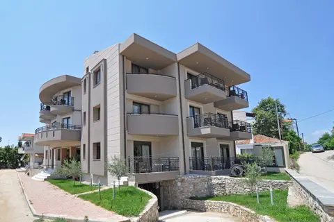Thalassies Nouveau in Λιμενάρια