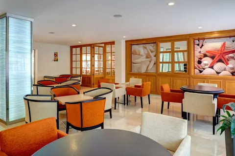Metropolitan Playa JUKA Aparthotel in Palma — foto 8