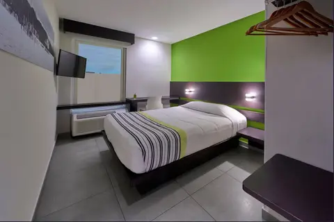 City Express Plus by Marriott Cancún Aeropuerto Riviera in Cancún, foto 8