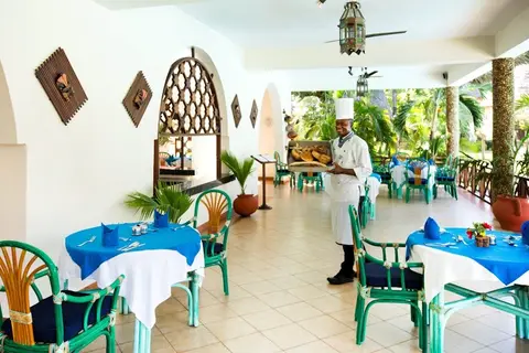 Neptune Village Beach Resort & Spa in Kinondo ward — foto 19