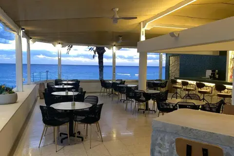 Vrachia Beach Resort in Paphos — foto 25