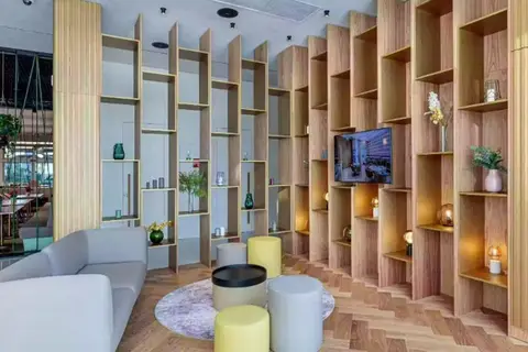 Holiday Inn Prague in Praag — foto 3