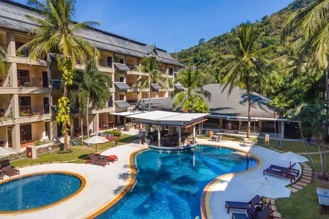 Radisson Resort and Suites Phuket in ตำบลเชิงทะเล — foto 18