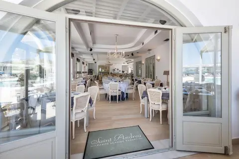 Saint Andrea Paros Seaside Resort in Νάουσα — foto 13
