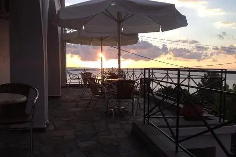 Travlos Studios in Ιθάκη (Πισαετός) - Κεφαλονιά (Πόρος) — foto 21