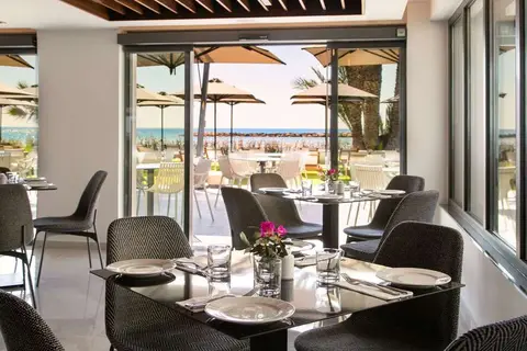 Mercure Larnaca Beach Resort in Ορόκλινη — foto 7