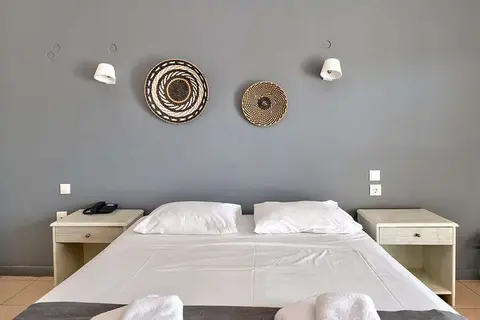 Calamos Beach Hotel in Άγιοι Απόστολοι — foto 19